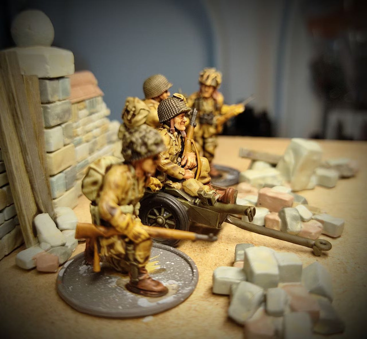 Col. Muller US AIRBORNE Colonel and HQ Set (terrain not included)