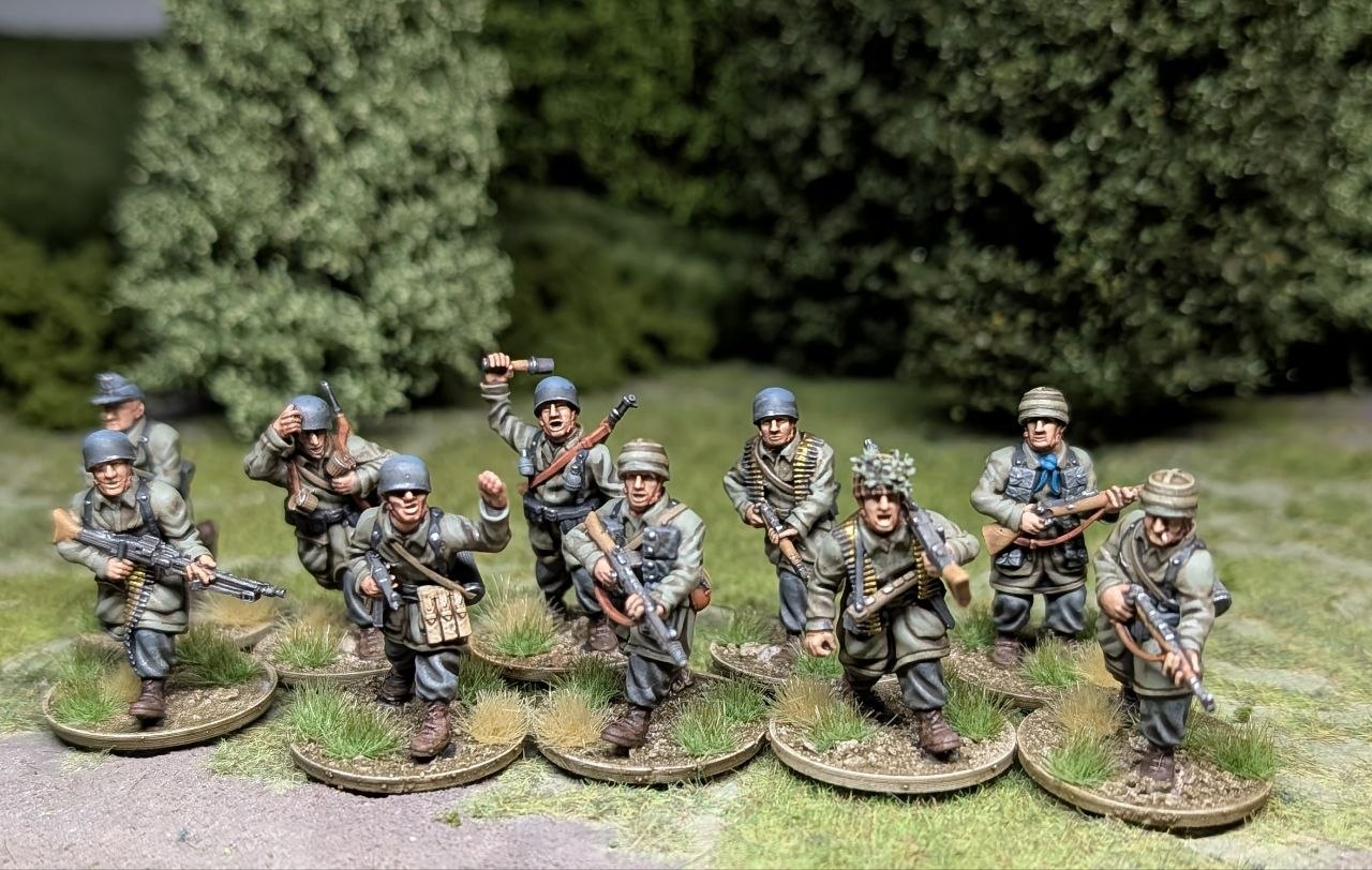 Col.Muller German Fallschirmjager Complete Squad