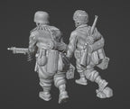 Col.Muller German Fallschirmjager MG42 Team 1
