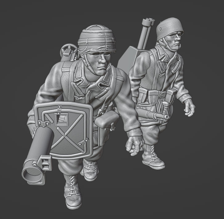 Col.Muller German Fallschirmjager PzShreck Team 1 (moving)