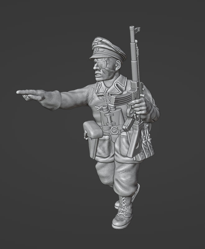 Col.Muller German paratrooper officer Assault rifle (STG44)