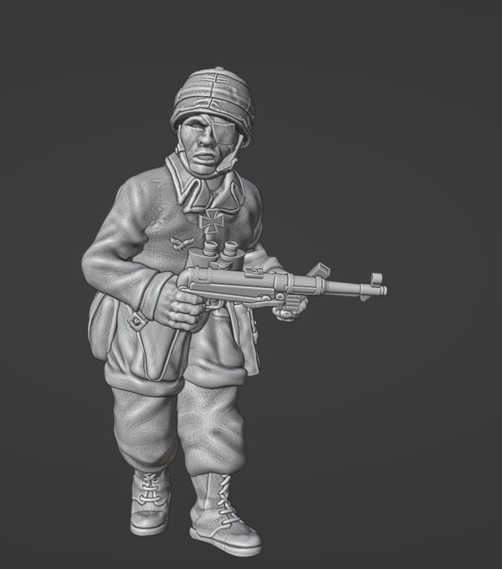 Col.Muller German Paratrooper officer SMG (MP40)