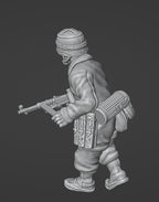 Col.Muller German Paratrooper officer SMG (MP40)