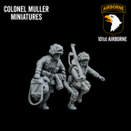Col. Muller US AIRBORNE BAZOOKA TEAM ON THE MOVE