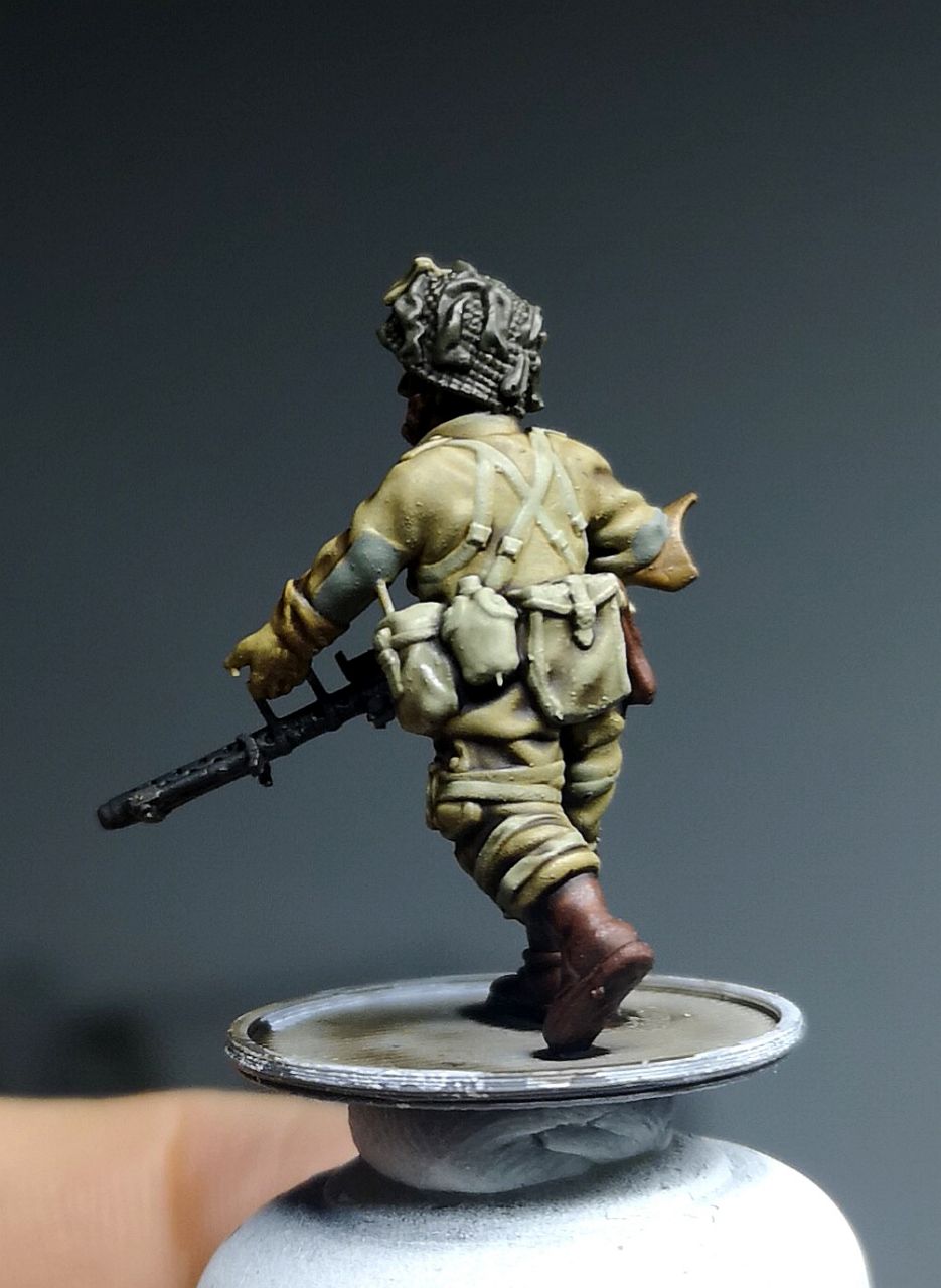 Col. Muller US Airborne LMG Team 1