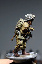 Col. Muller US Paratroopers Officer/NCO SMG & Grenade