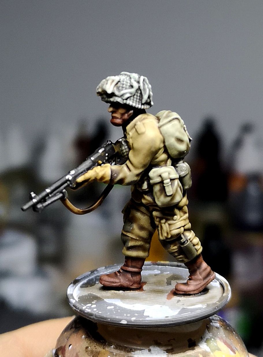 Col. Muller US US Paratroopers With BAR